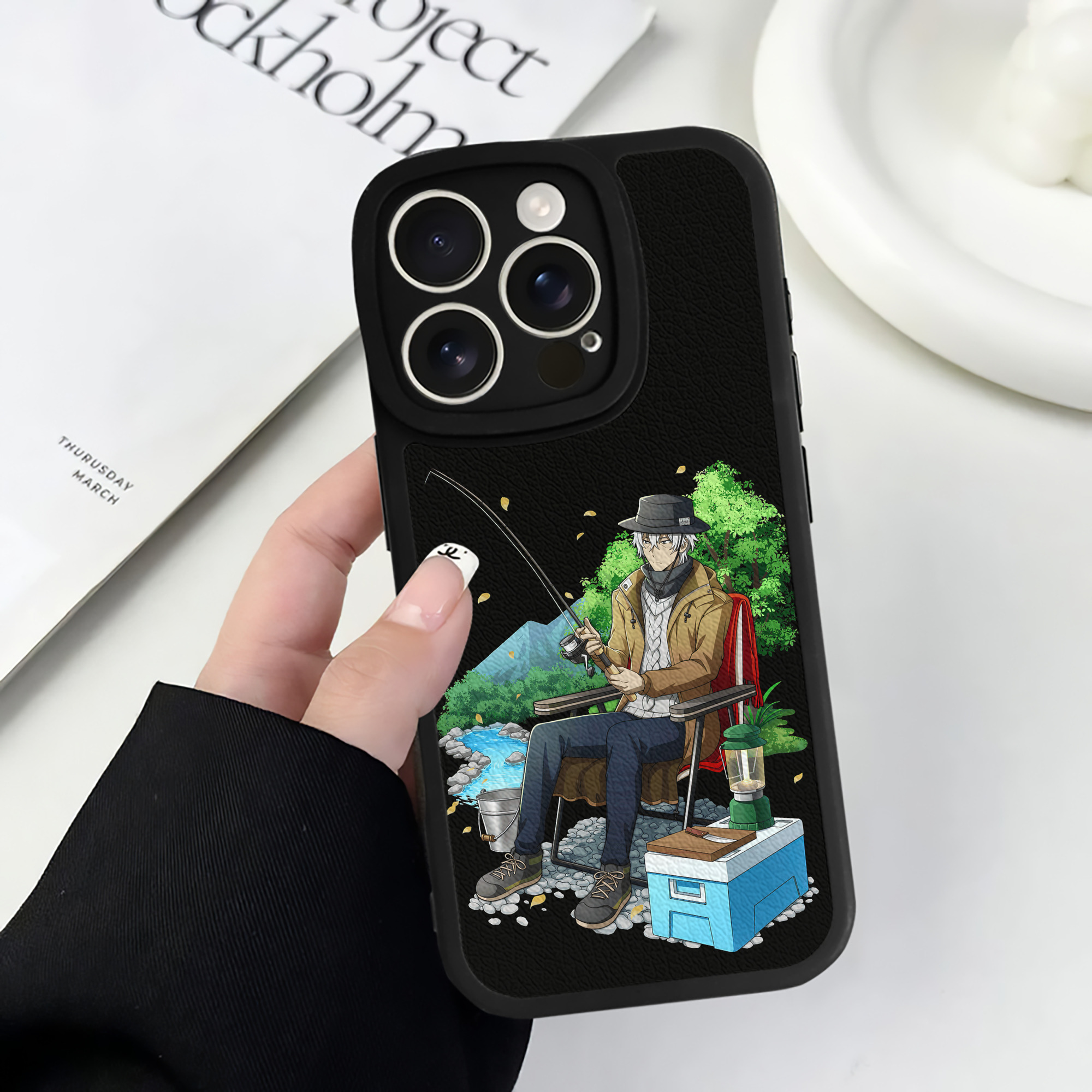 （画像用） 文豪ストレイドッグス Bungo Stray Dogs 【iPhone 16シリーズ対応】シリコンスマホケース（レザー調） 材質：シリコン